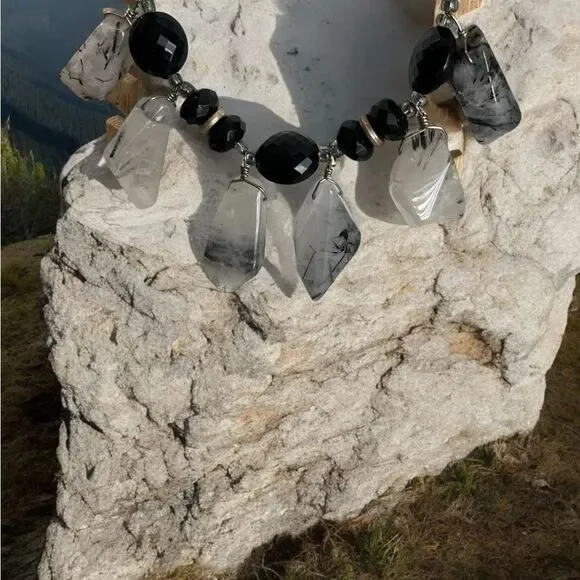 VINTAGE LONNIE LOVNESS NECKLACE - Picture 3 of 4